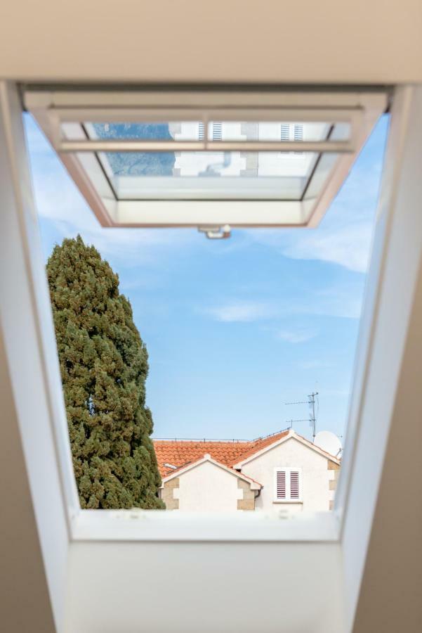Holiday Home Rocca Supetar Exterior foto